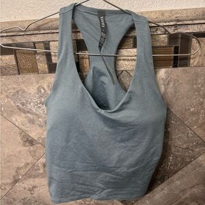 Vuori Elevation Plyo Crop Tank Top